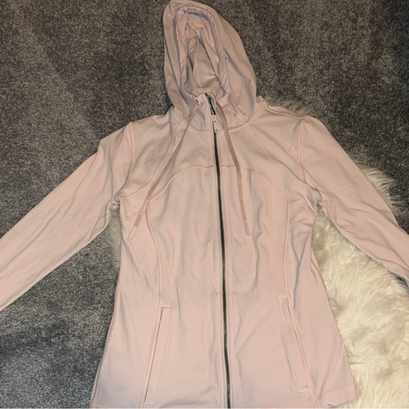 Lululemon Define Jacket - Picture 2 of 5